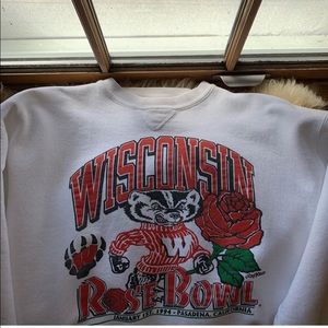Vintage 1994 Wisconsin Rose bowl sweatshirt Size L